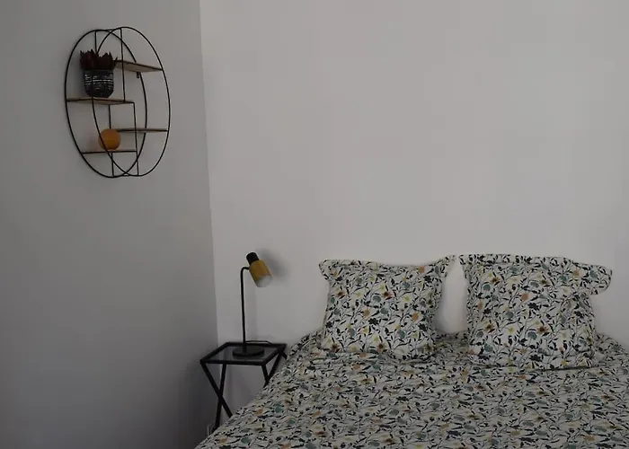 Studio Championnet, piscine, balcon, haut confort